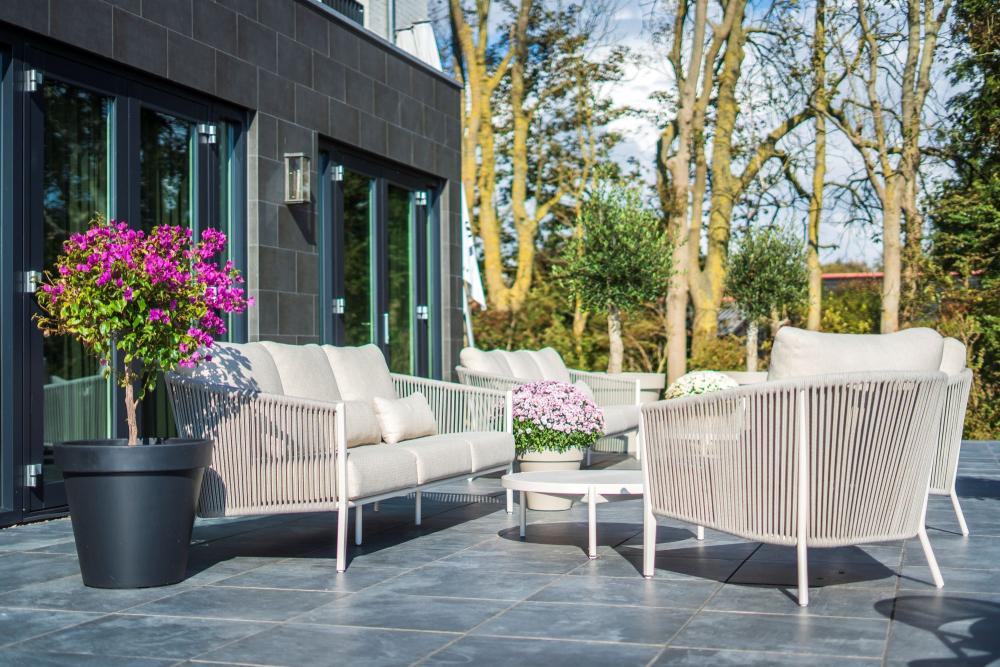 Een Wereld van Ontspanning op Texel: Terras en Spa in een Verfijnde Setting