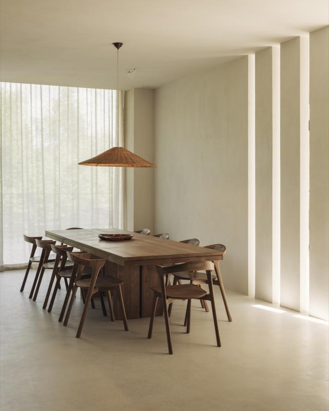 eetkamer met luxe wandafwerking