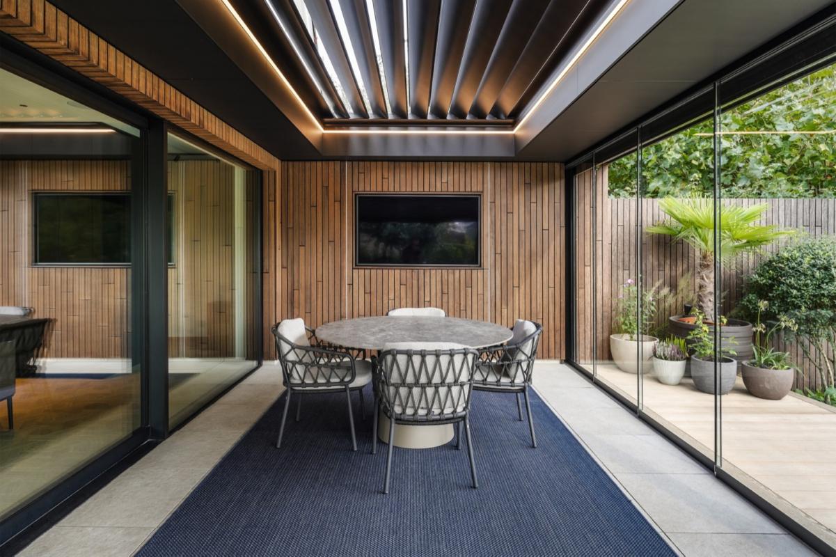 tuinkamer met design verlichting