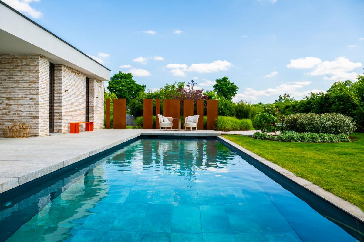 zwembad bij villa