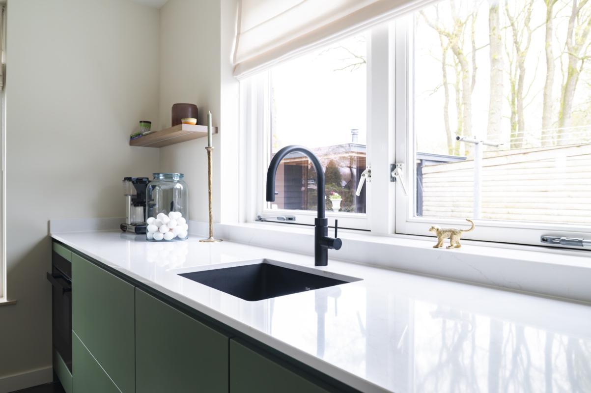 keuken met luxe keukenblad