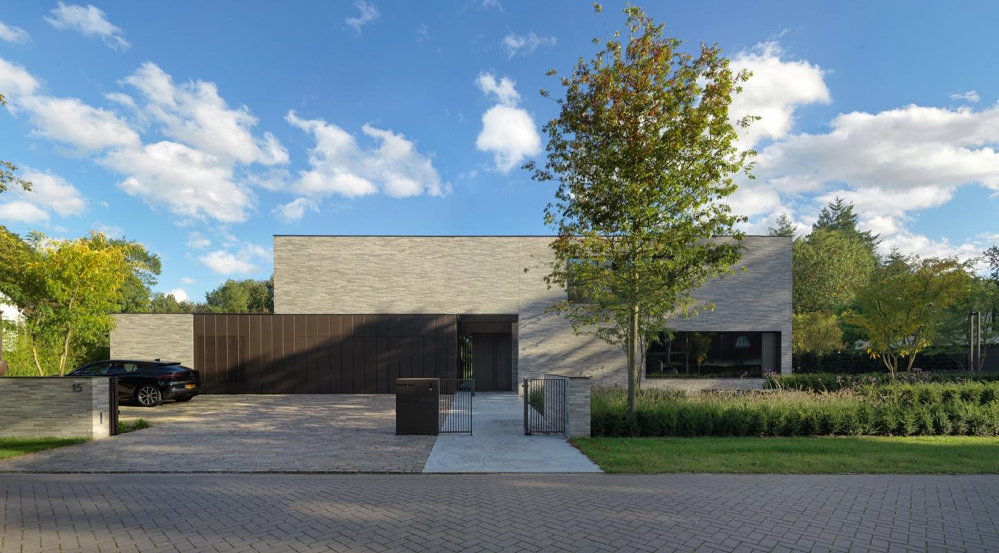 luxe design villa