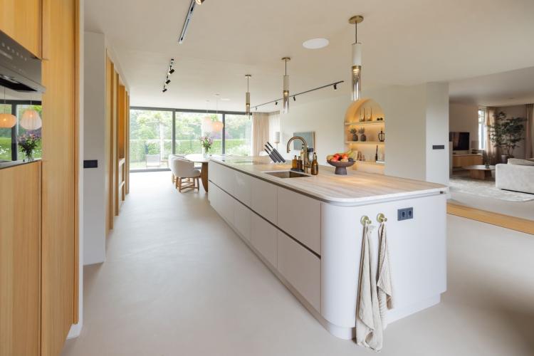Maatwerk interieur villa Heenvliet