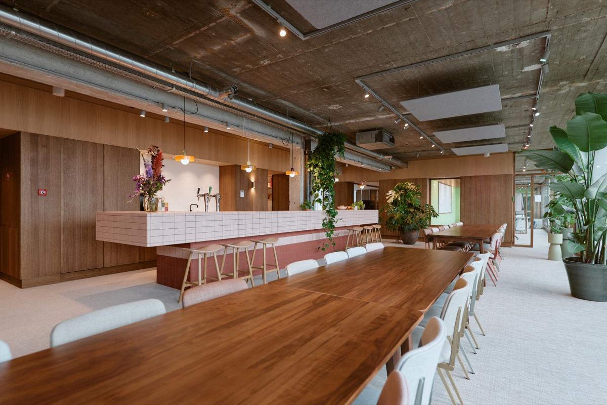 maatwerk bar in bedrijfskantine