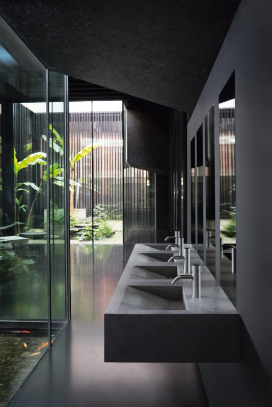 luxe wasbakken met kranen