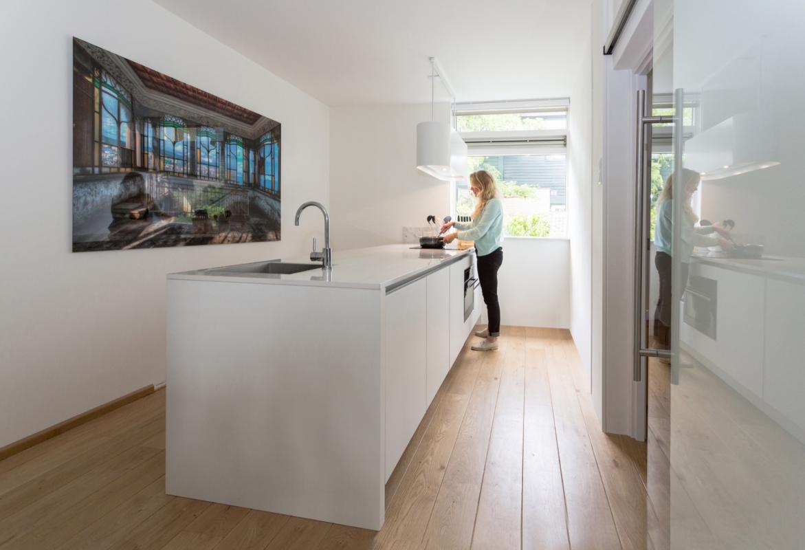 keuken met maatwerk afzuigkap