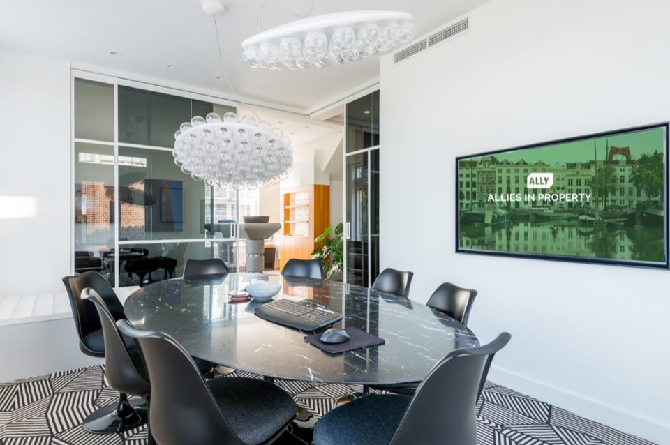 interieur spreekkamer
