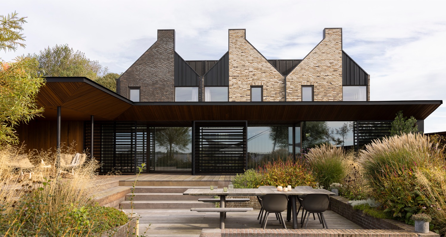 villa met terrasoverkapping