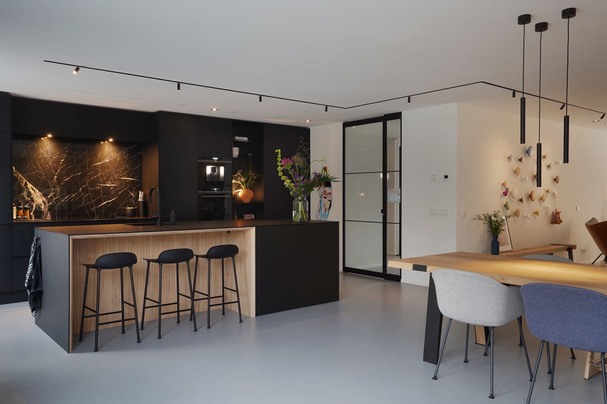 interieur keuken met verlichting