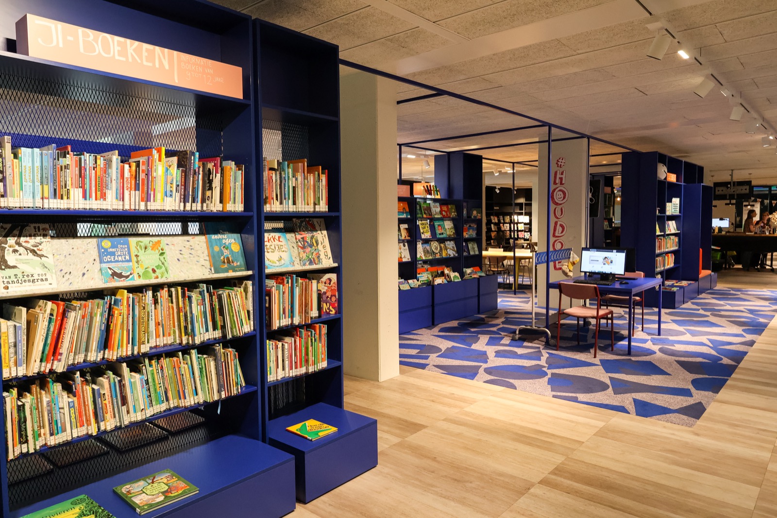 luxe bibliotheek inrichting