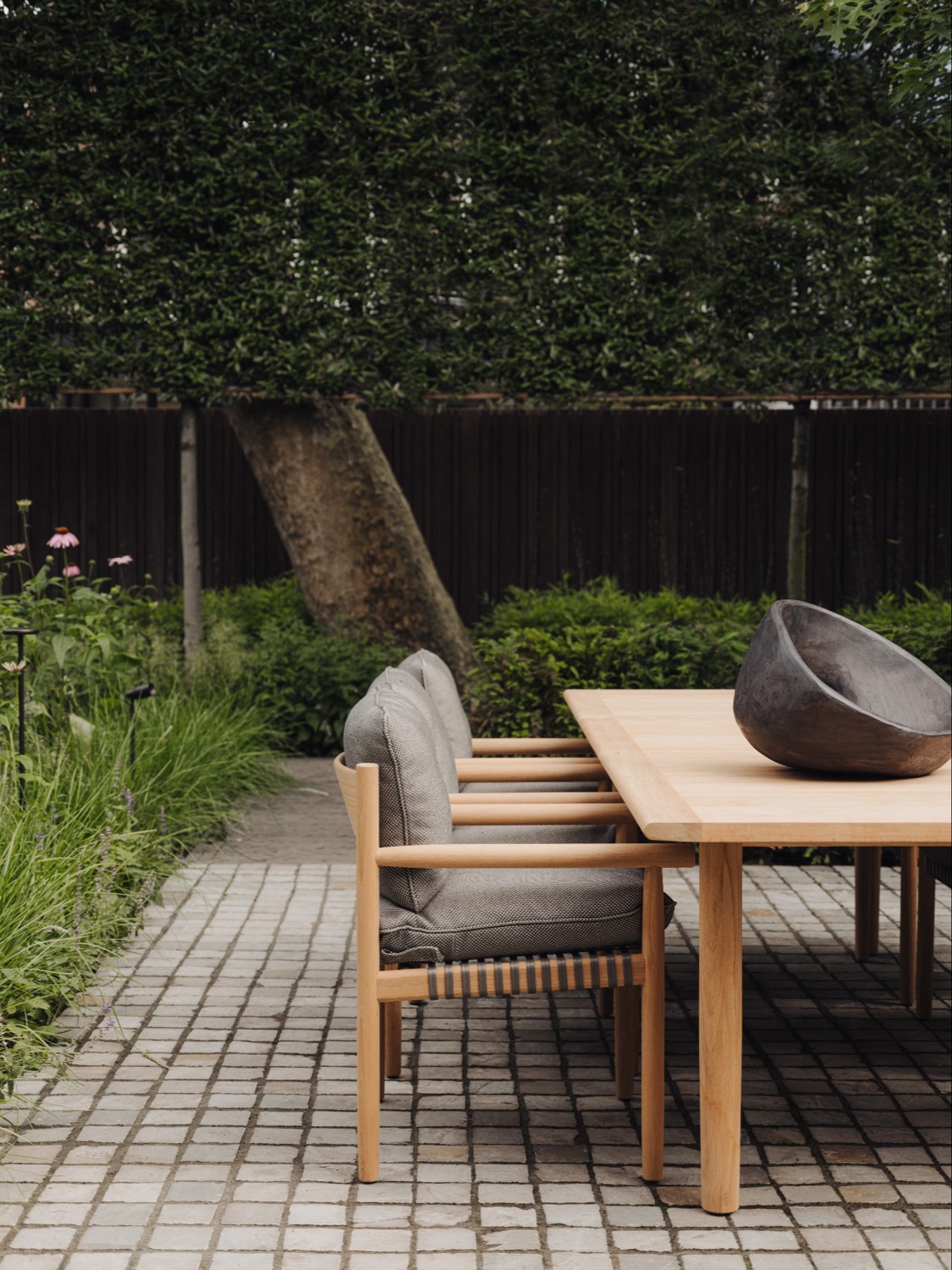 terras met tuinmeubels