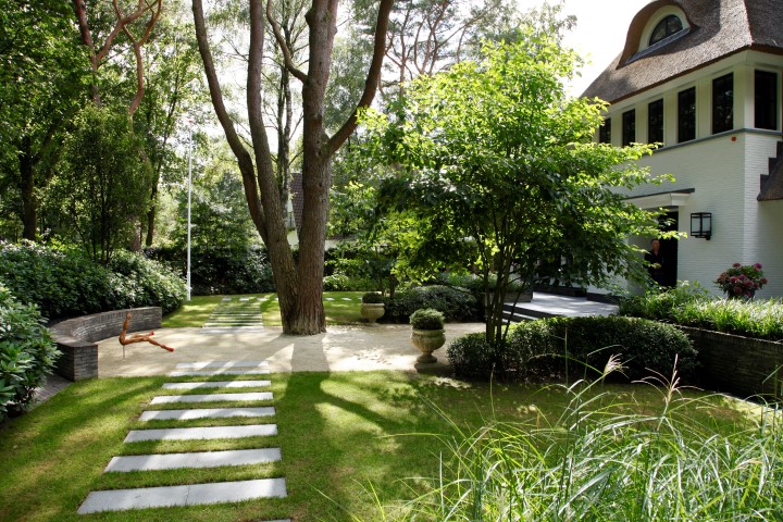 tuin bij villa