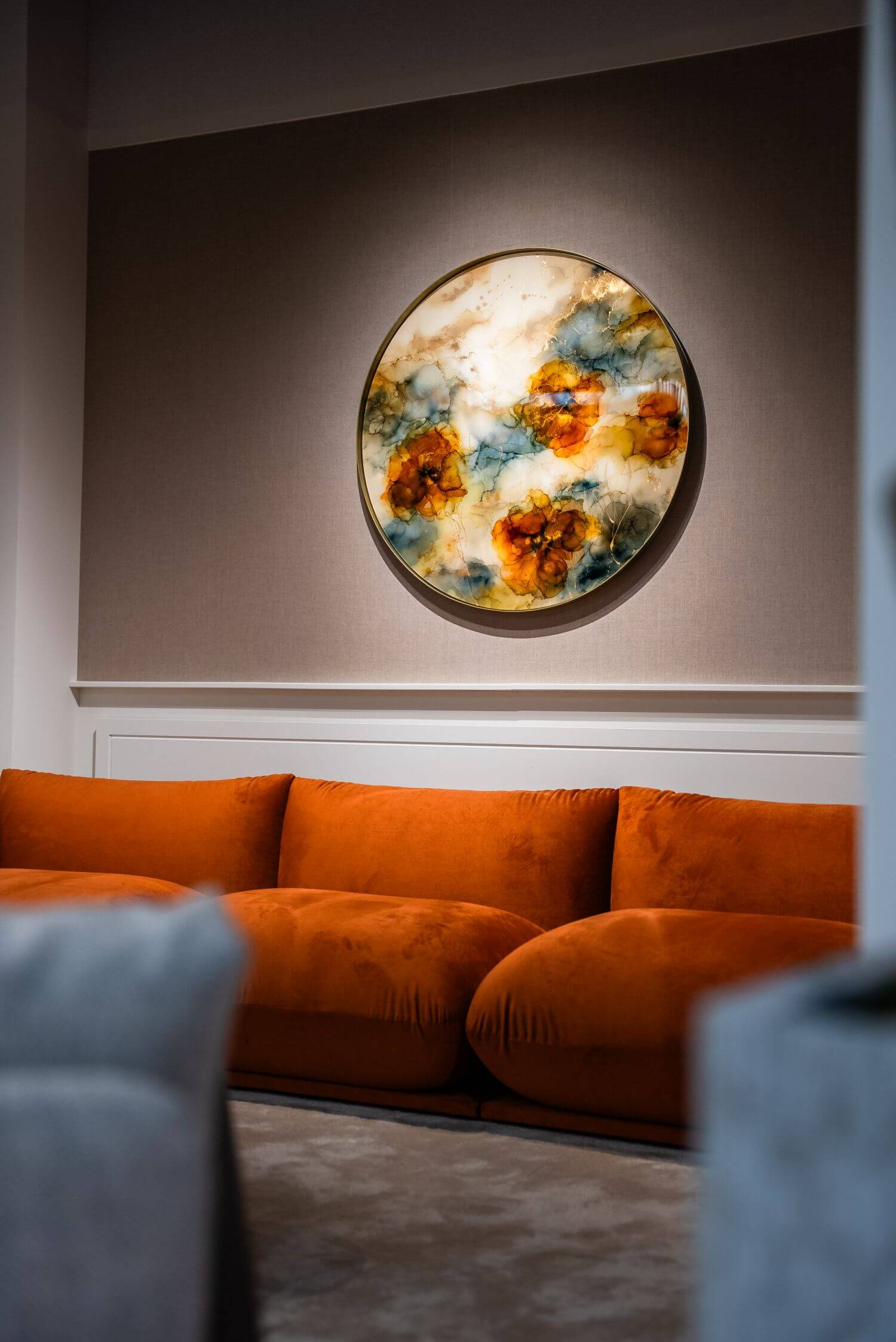 luxe bank en wandkunst