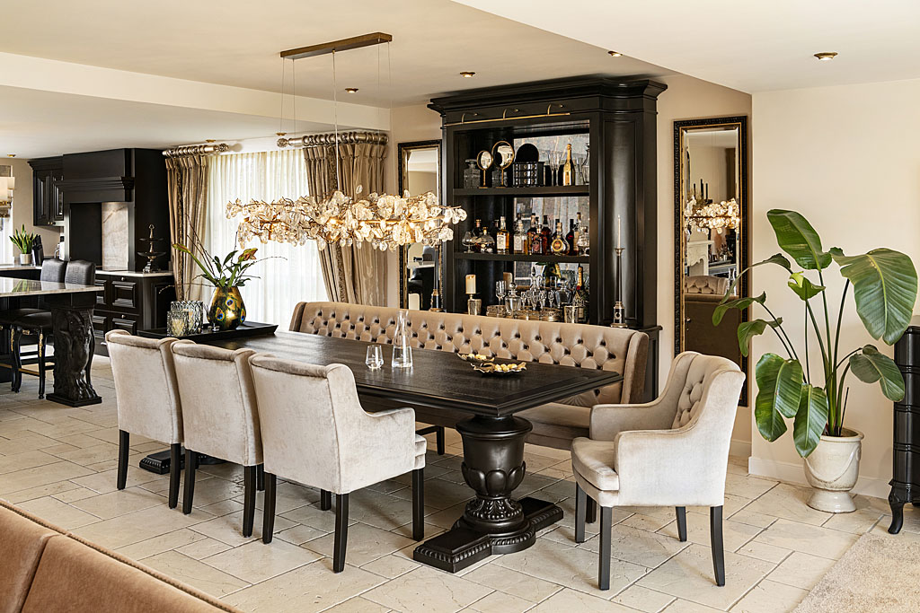exclusieve eetkamer