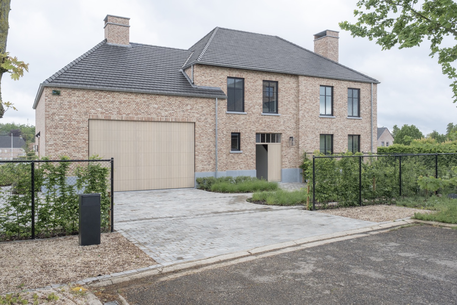 klassiek villa met tuin