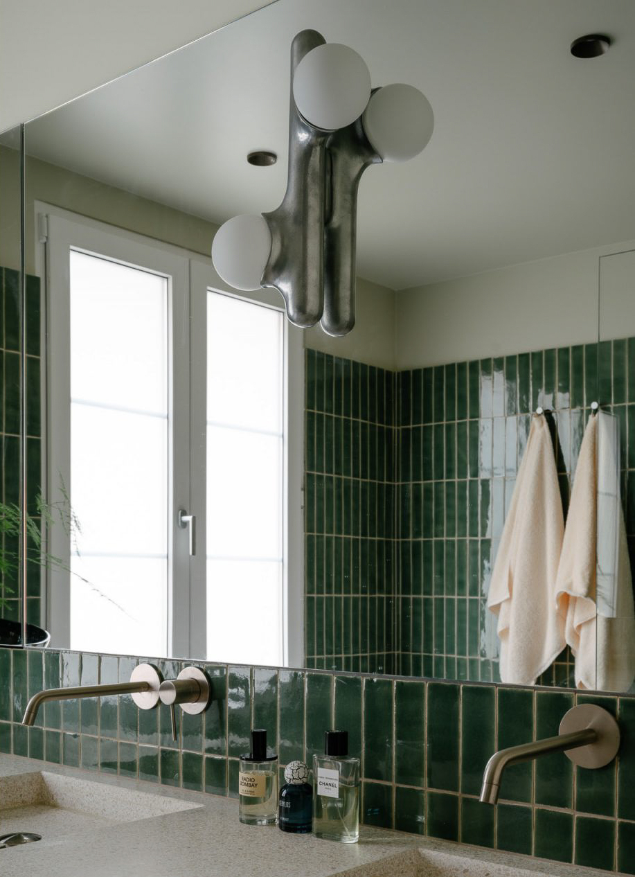 luxe tegelwerk in badkamer