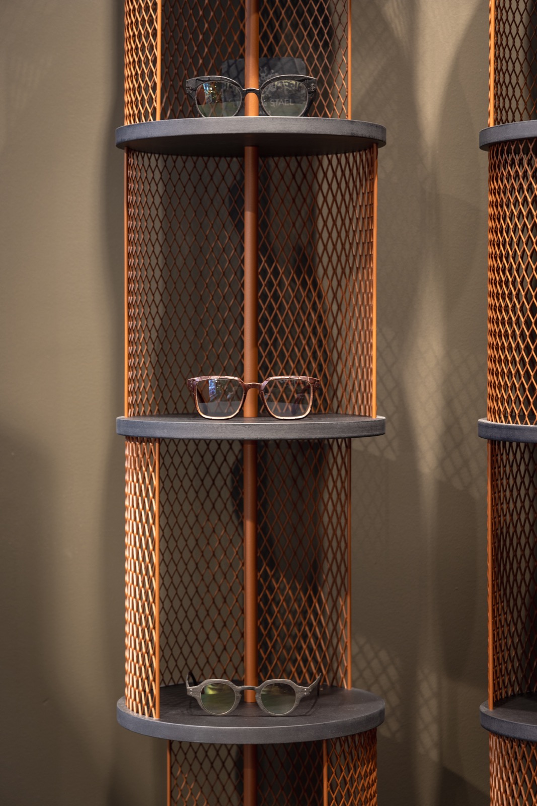kast met luxe verlichting
