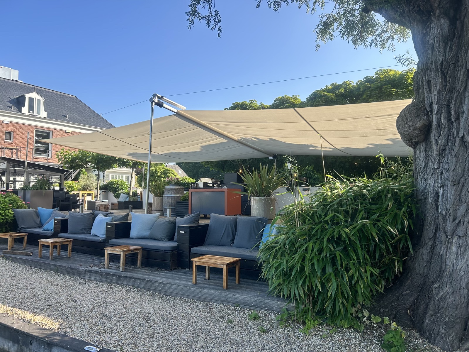 terras met luxe zonwering