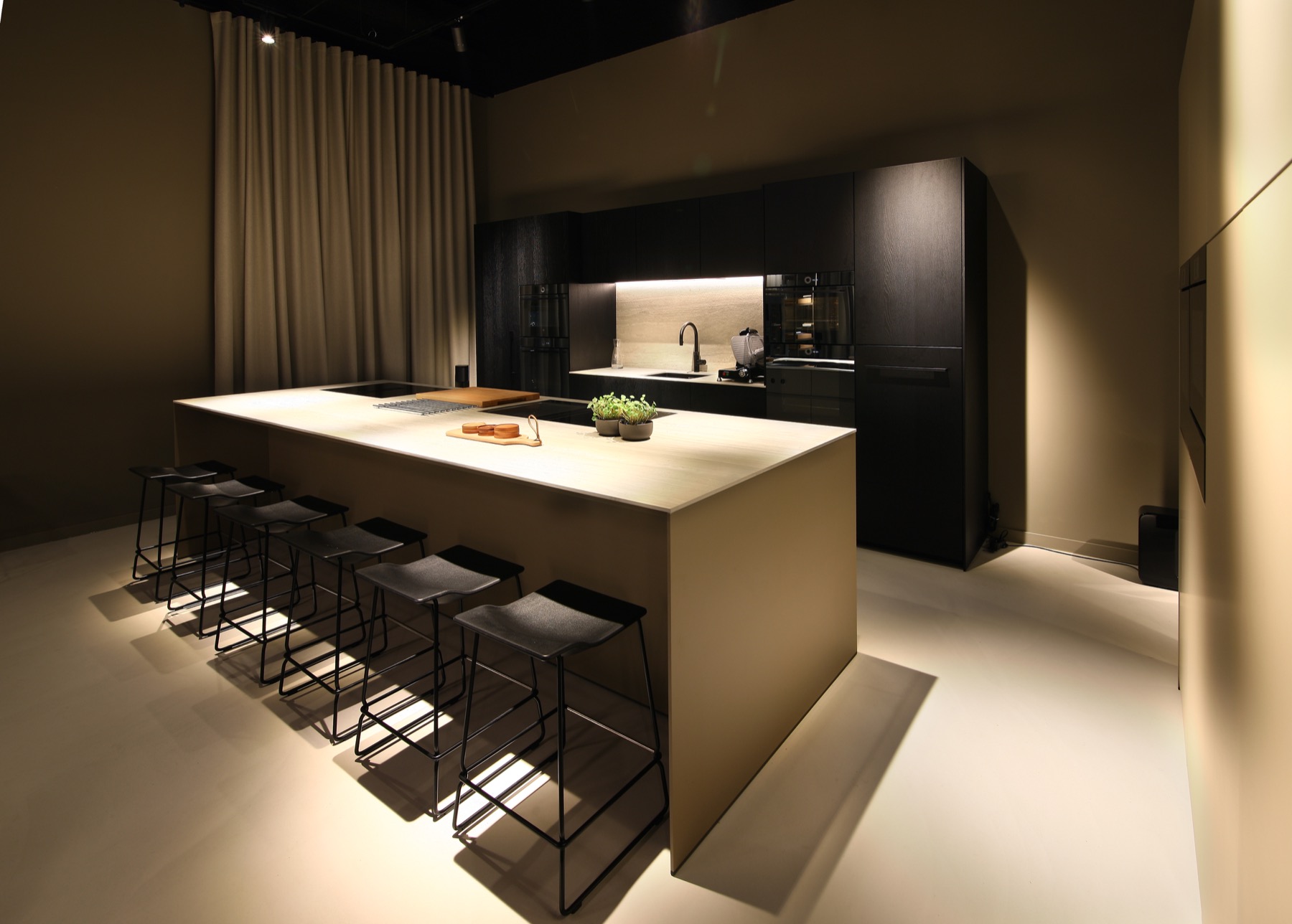 keuken met luxe inbouwapparatuur