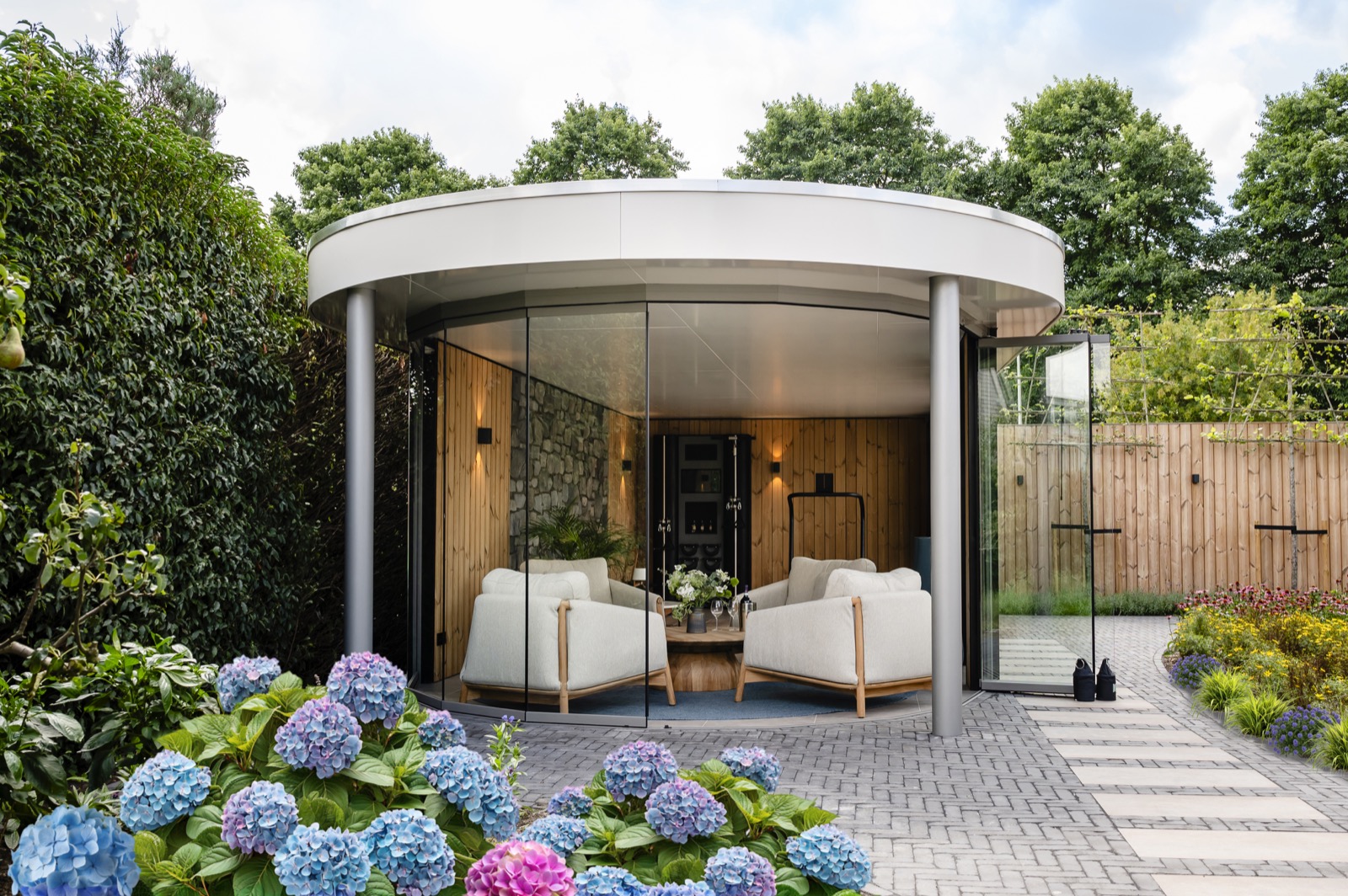 tuinkamer met high-end fitness