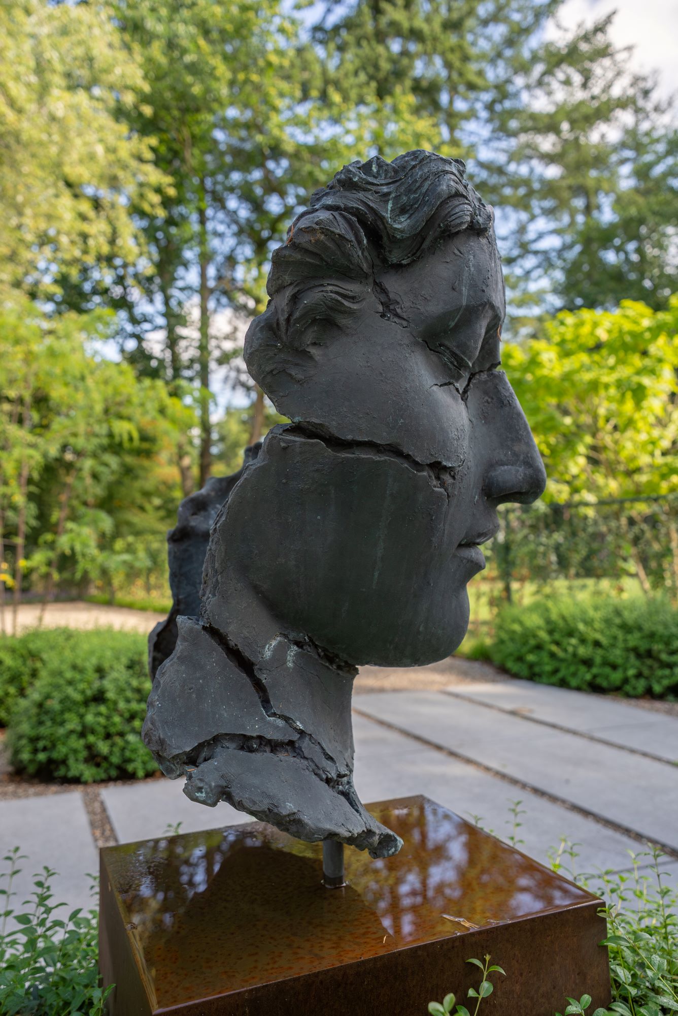 exclusieve kunst in villatuin
