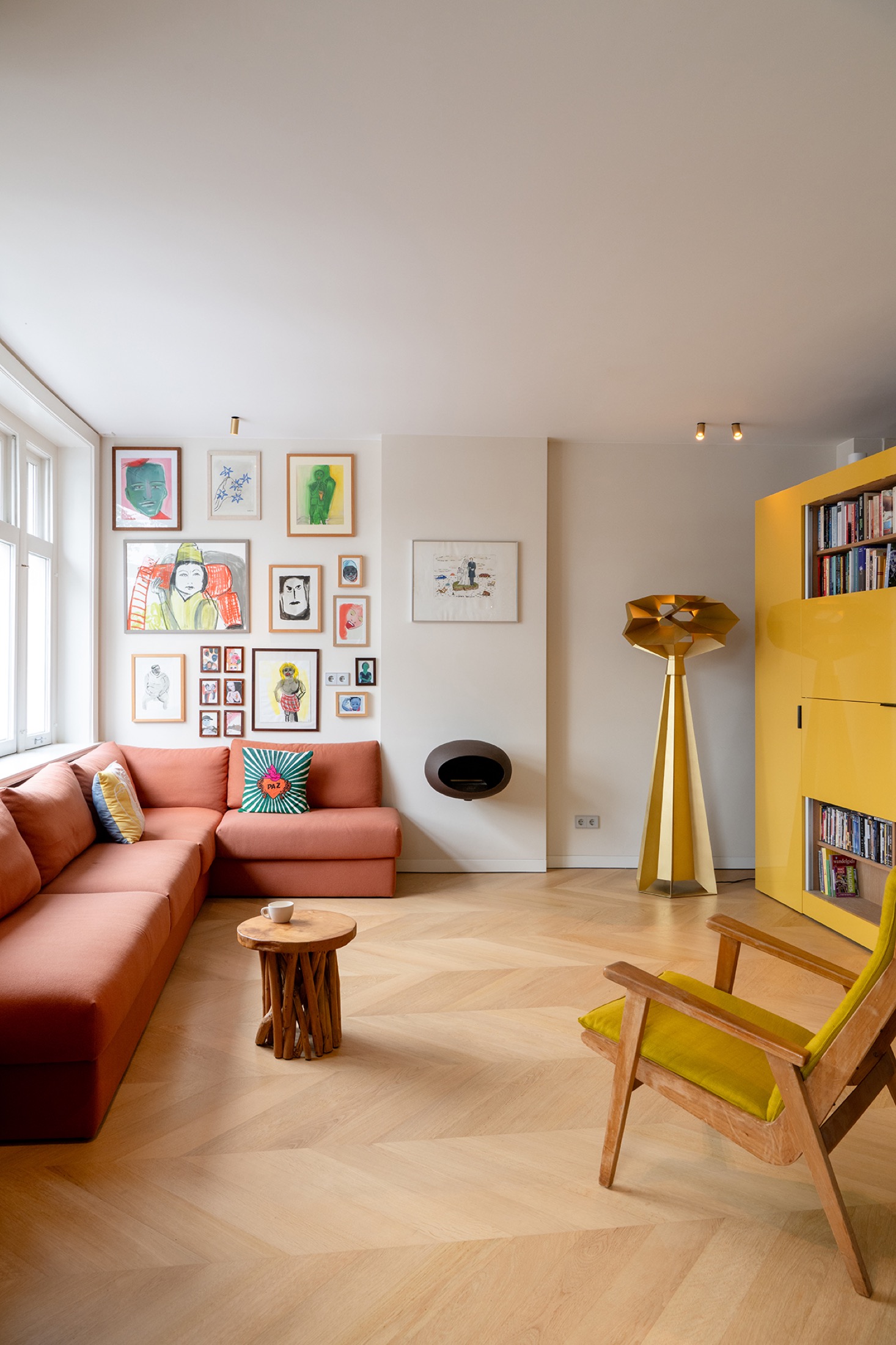 kleurrijk woonkamer ontwerp
