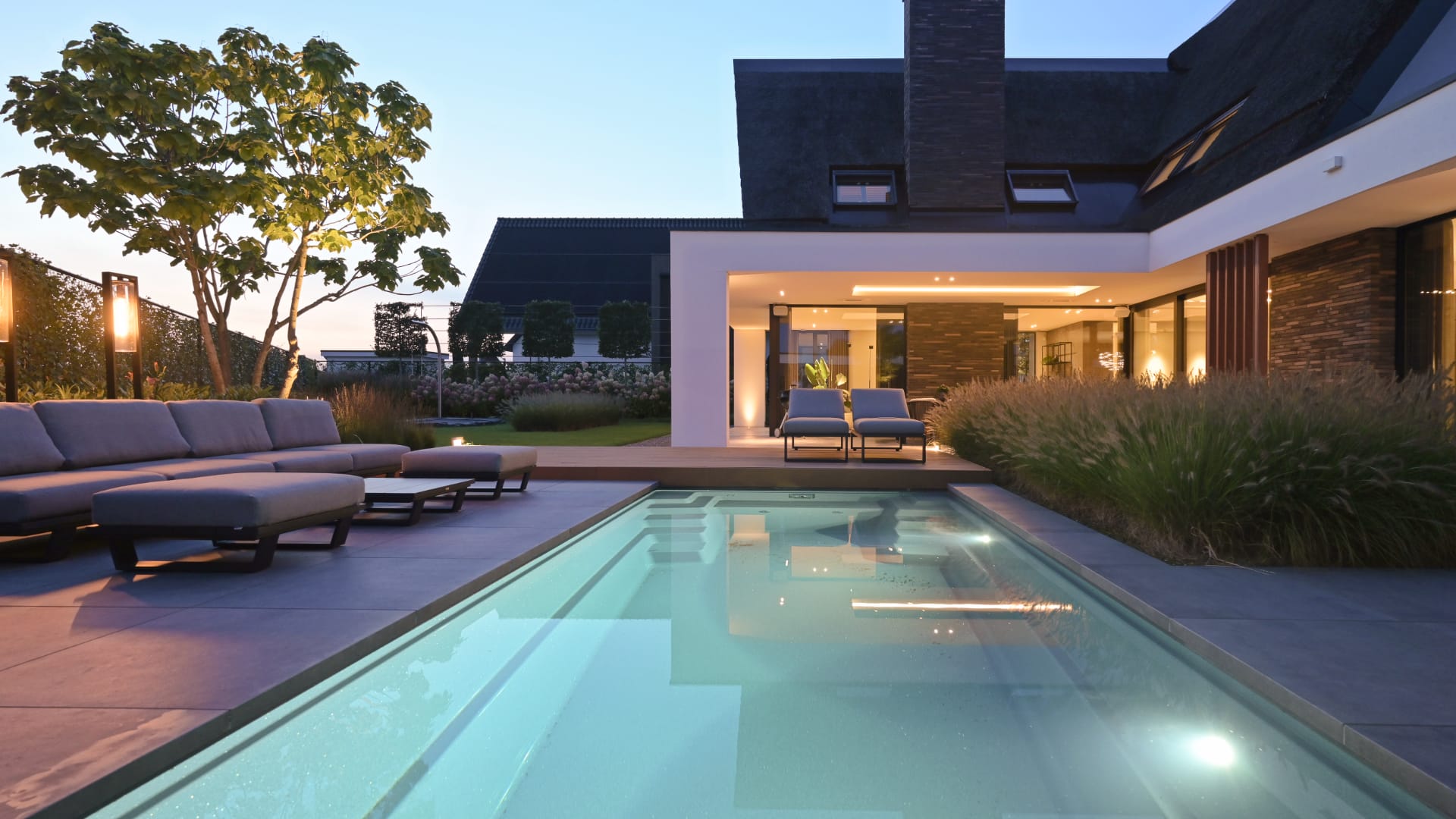 moderne villa met zwembad