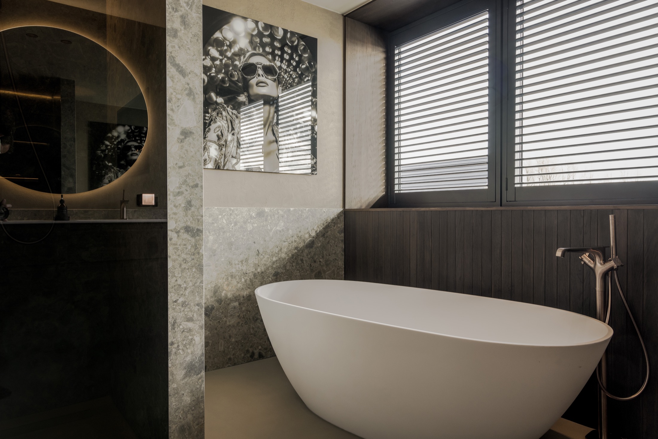 badkamer met luxe bad