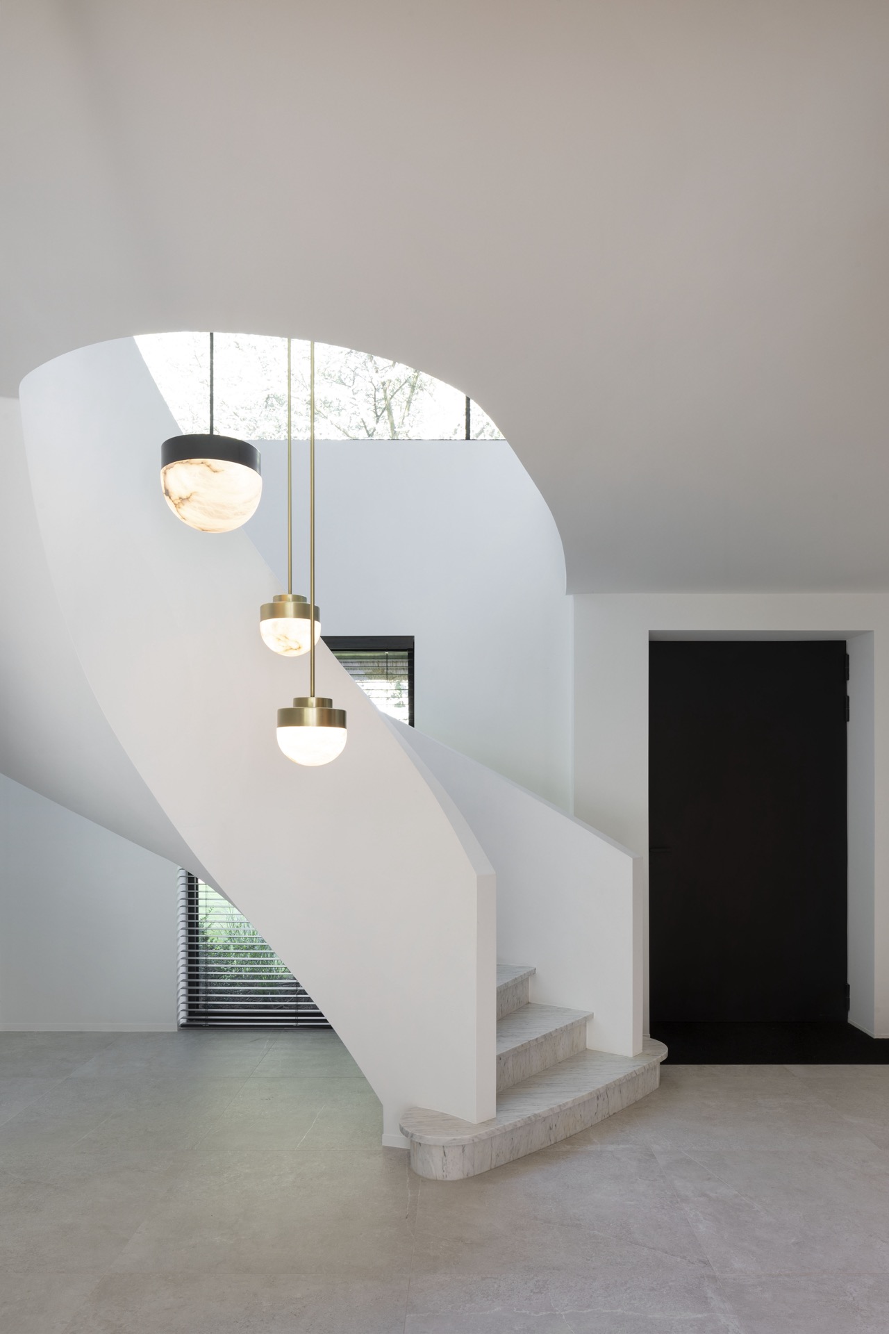 traphal met lampen