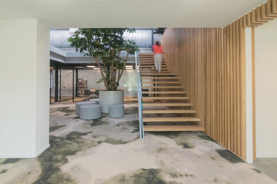 interieur hal met trap