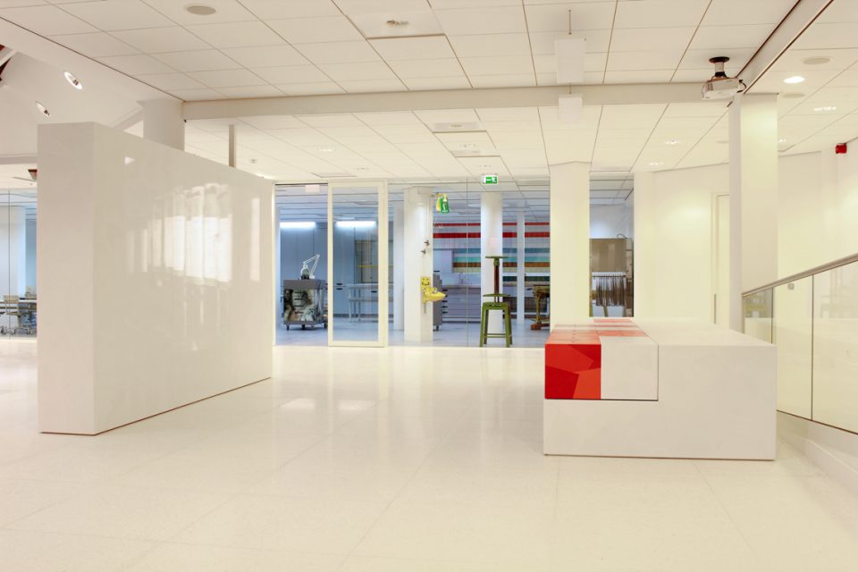 entree met kantoren