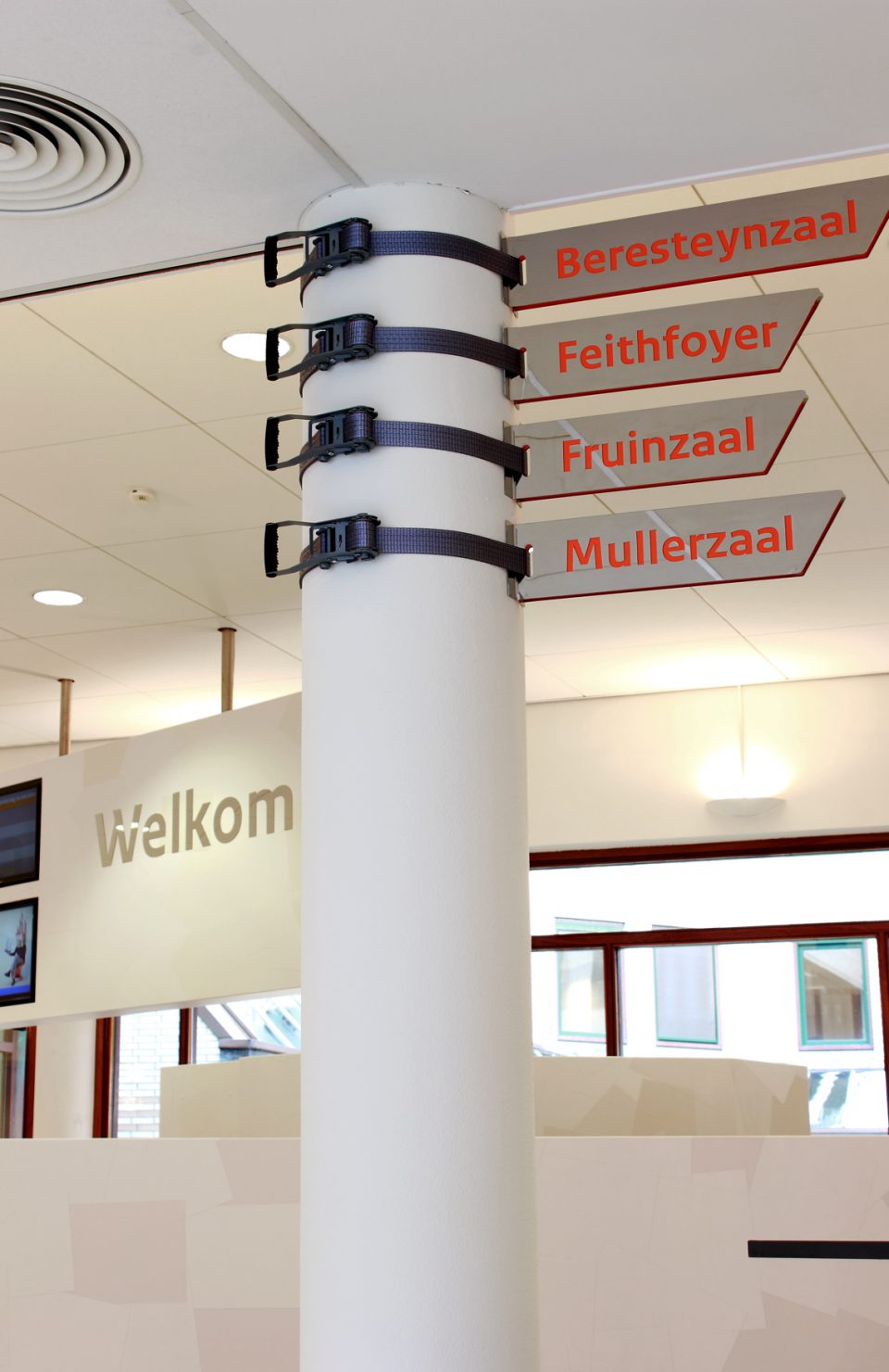 wegwijzer hal