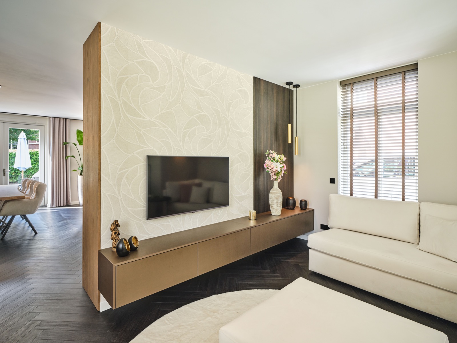 woonkamer met maatwerk interieur