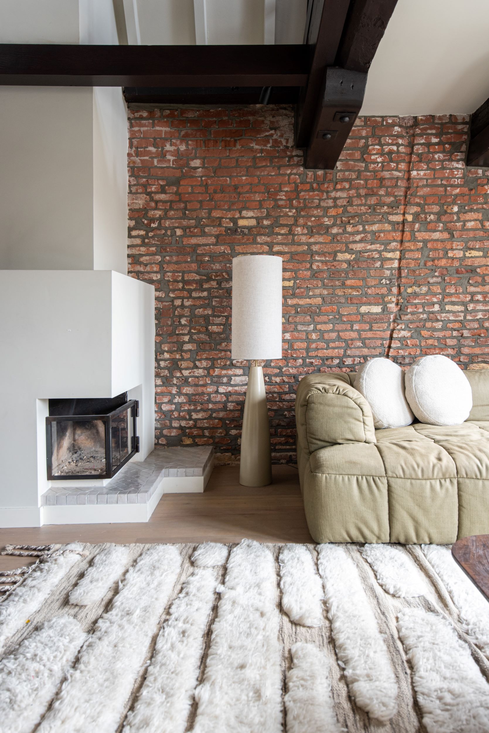 Interieur met haard