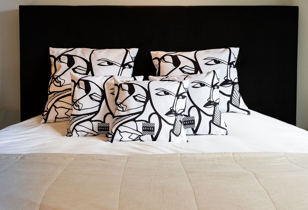 design kussens op bed