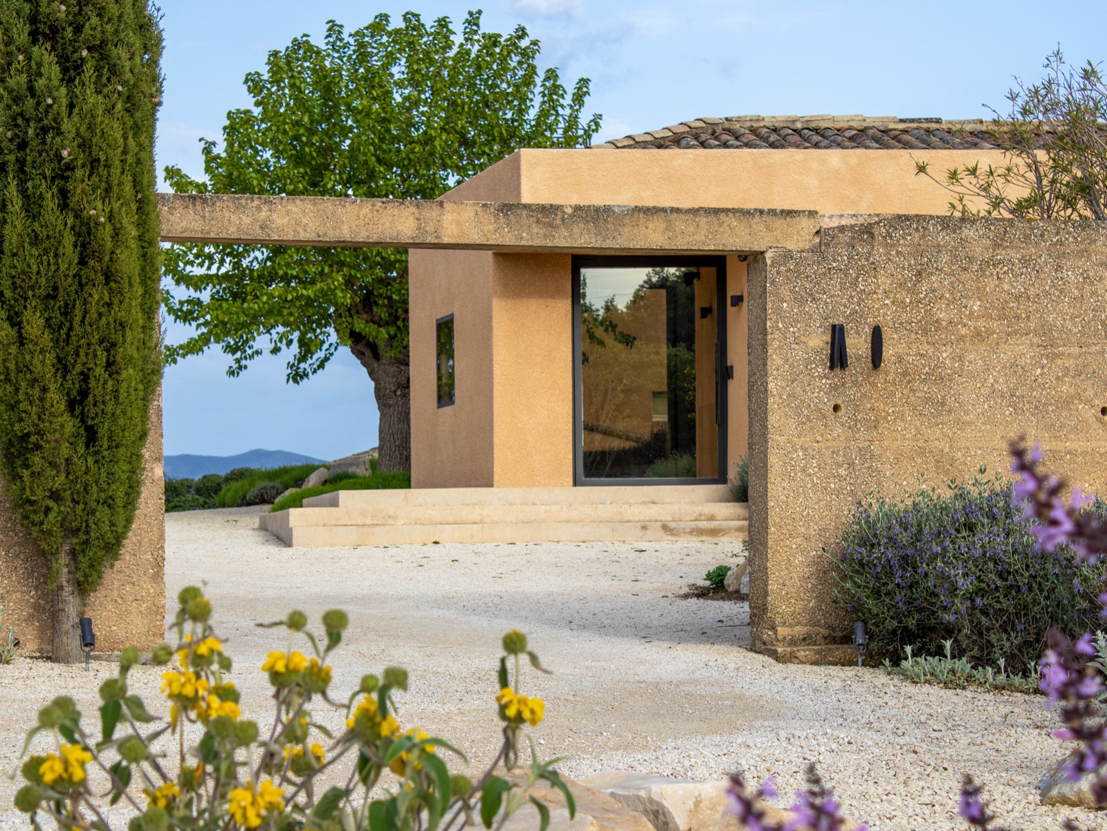villa met luxe oprit
