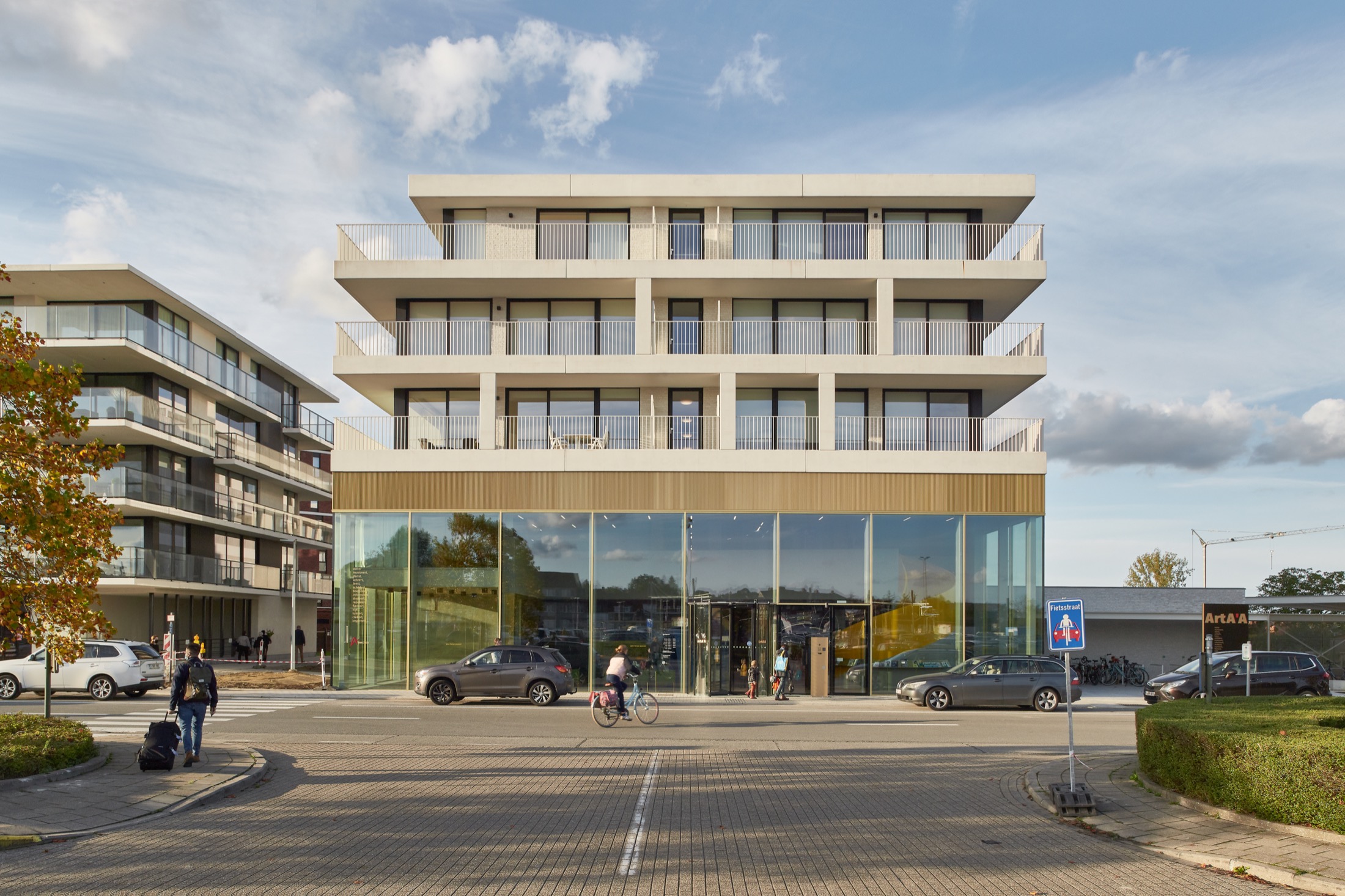 modern bedrijfspand