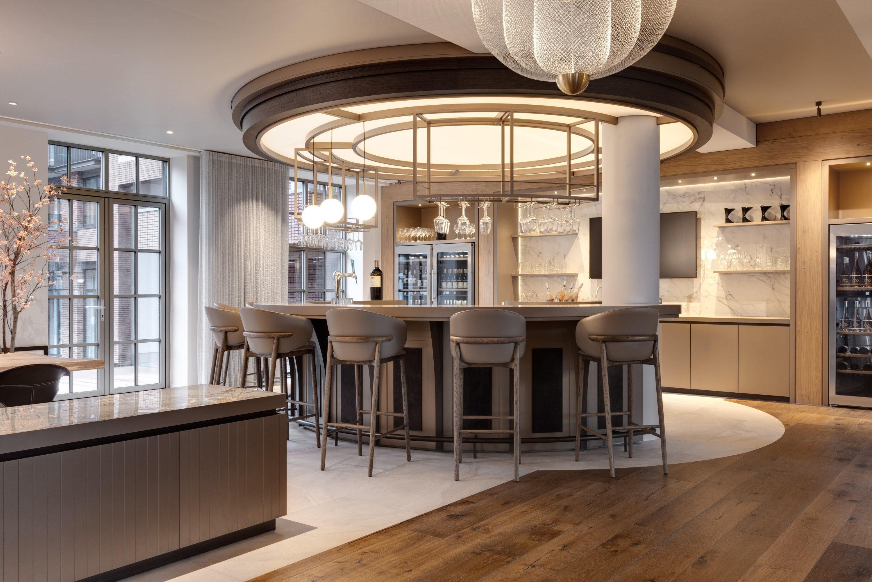 Luxe interieur met bar