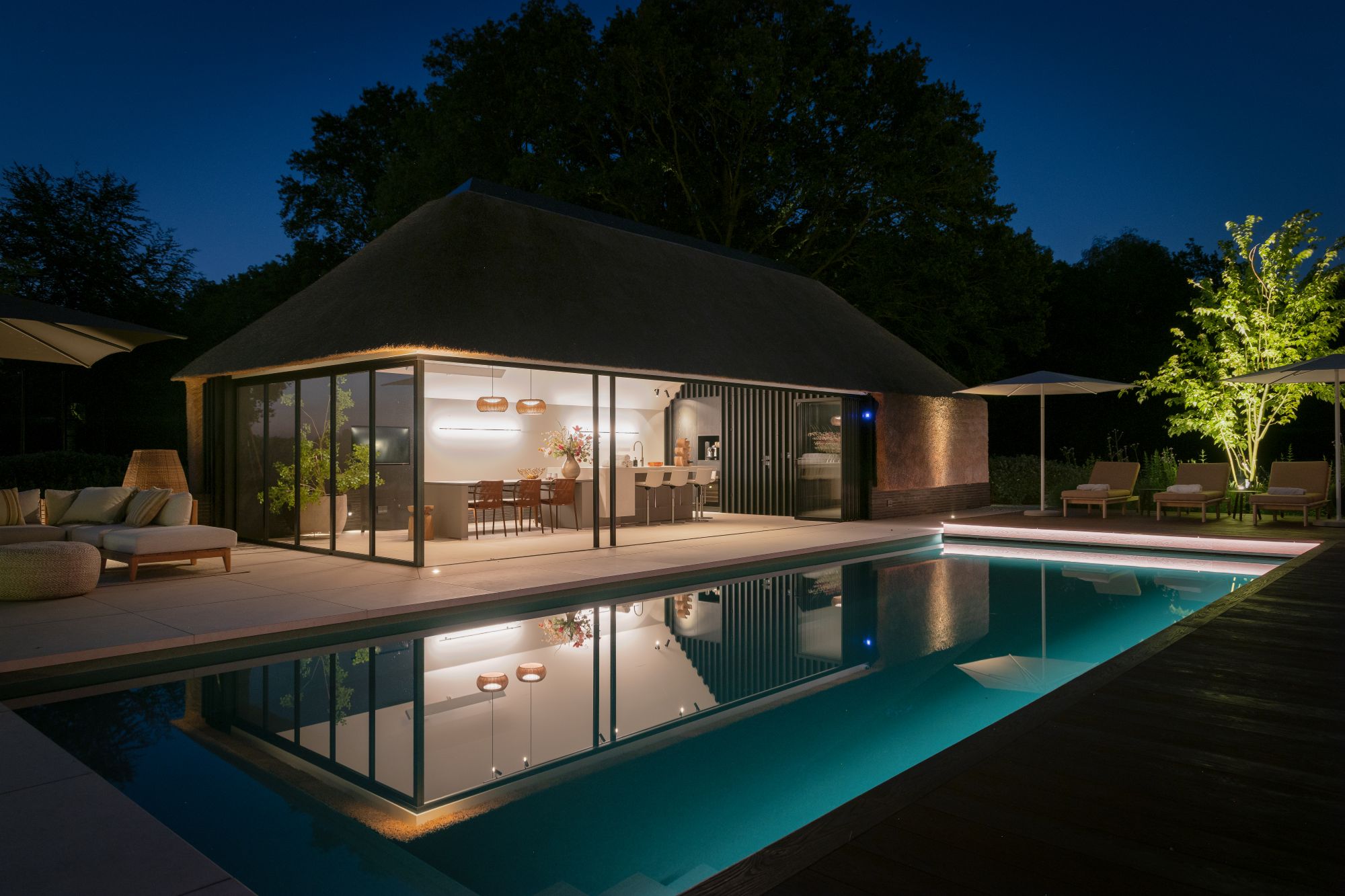 poolhouse met zwembad