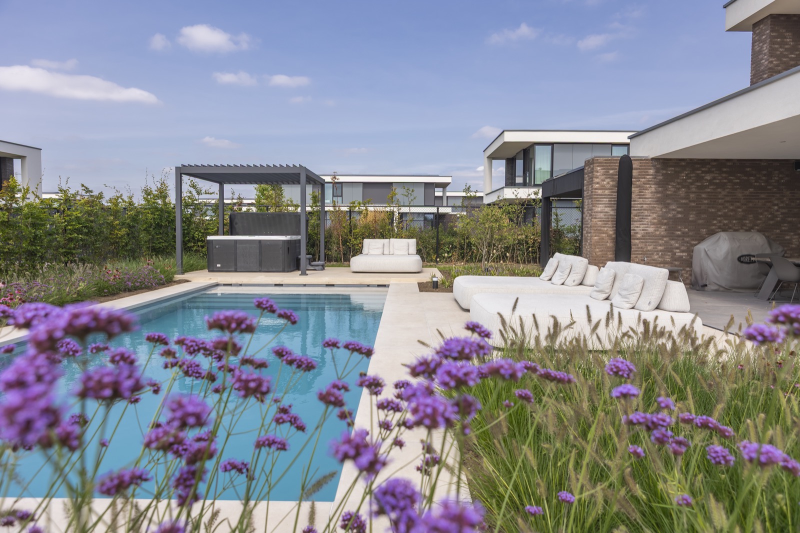 tuin met maatwerk zwembad
