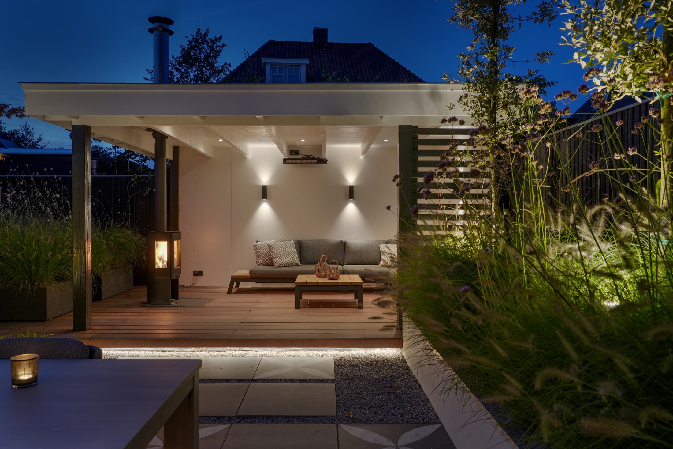 luxe overkapping in tuinontwerp