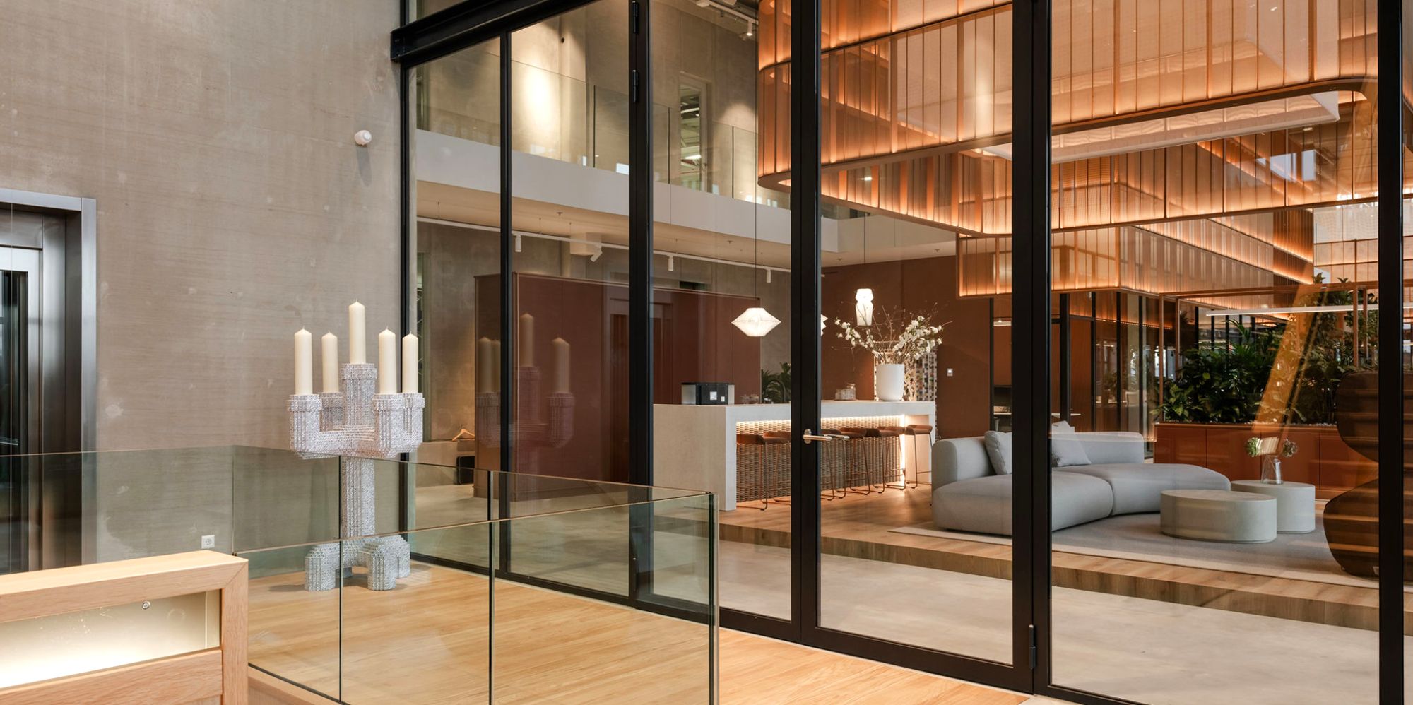 glazen deuren in kantoor