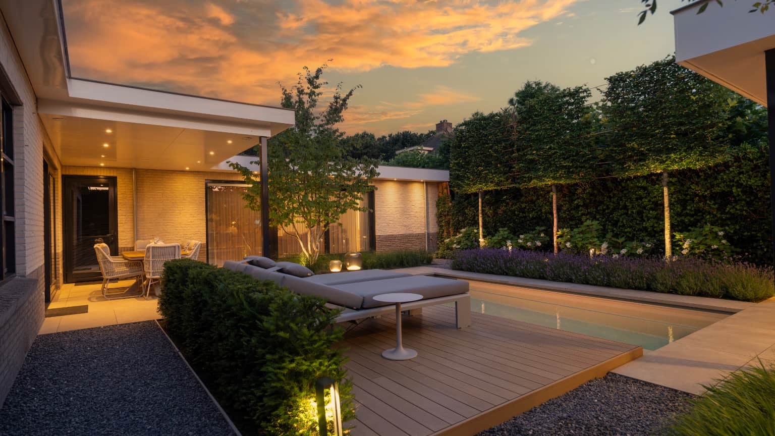 stadstuin met poolhouse