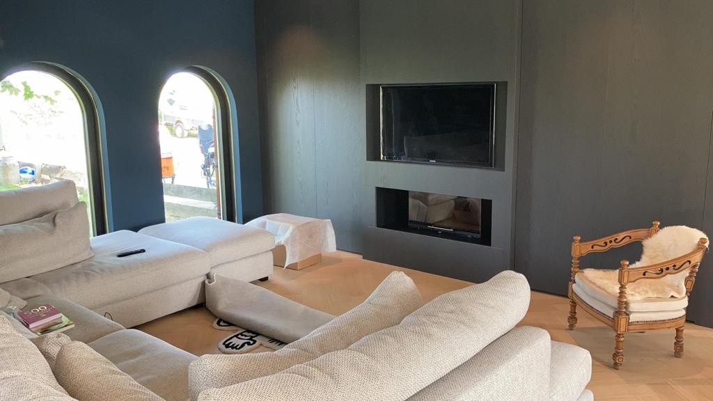 openhaard in woonkamer