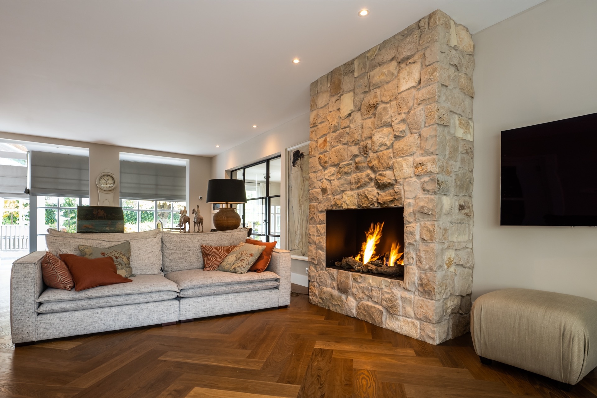 openhaard in woonkamer