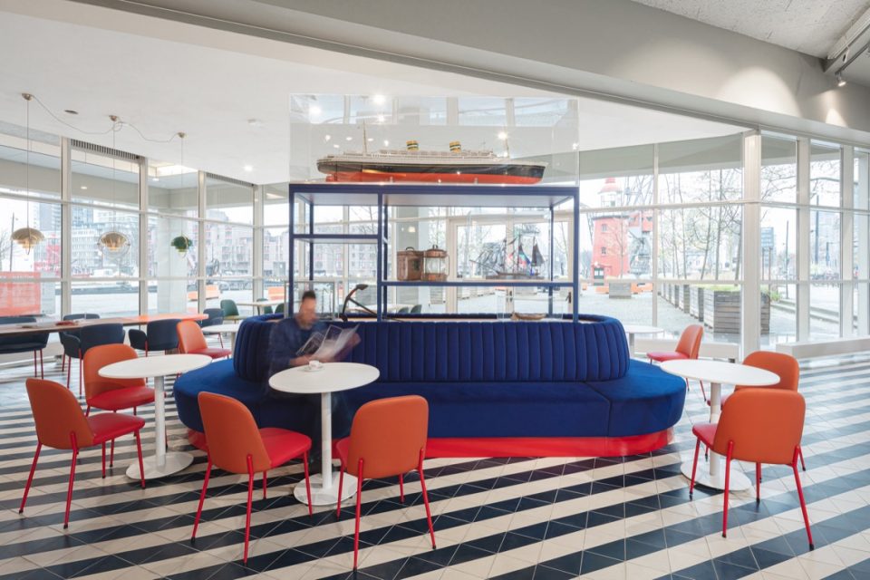 meubels restaurant