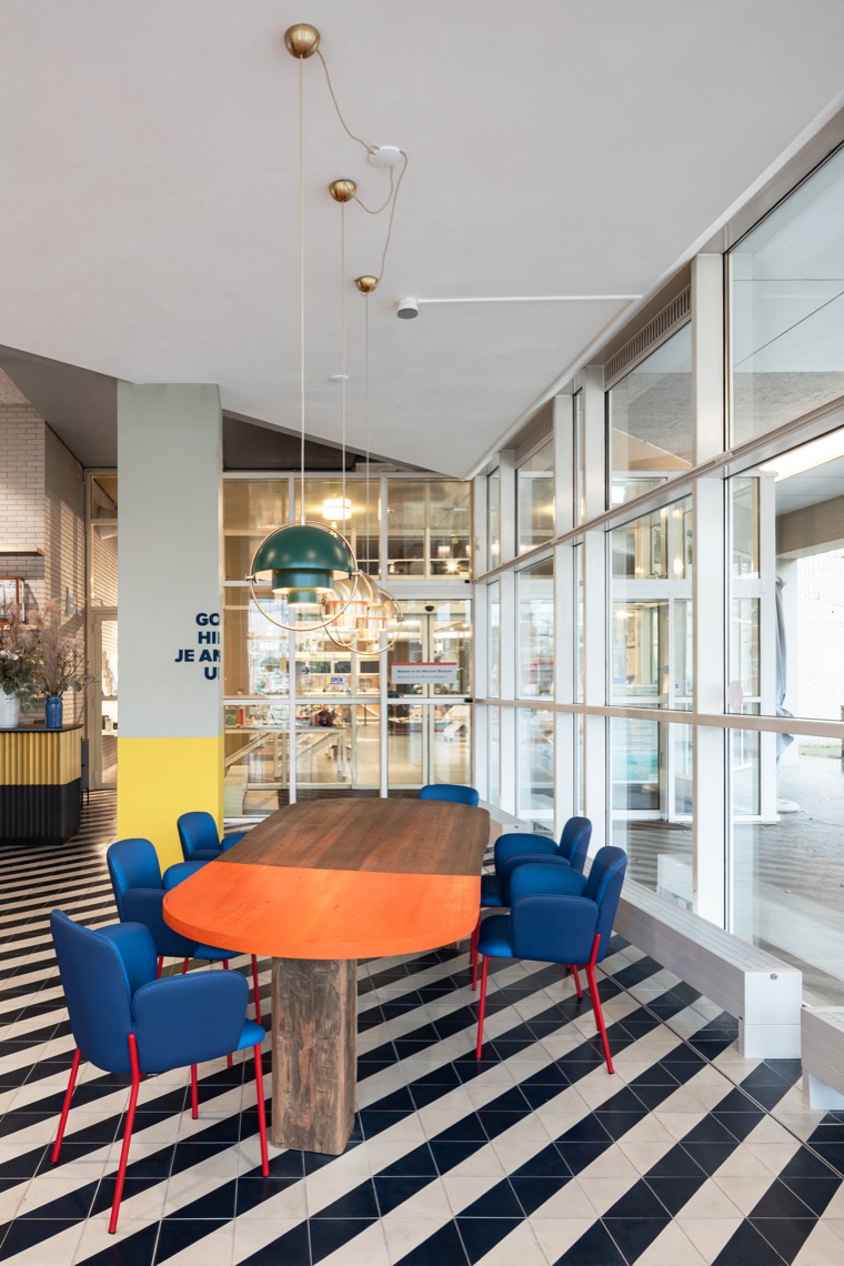 meubels restaurant