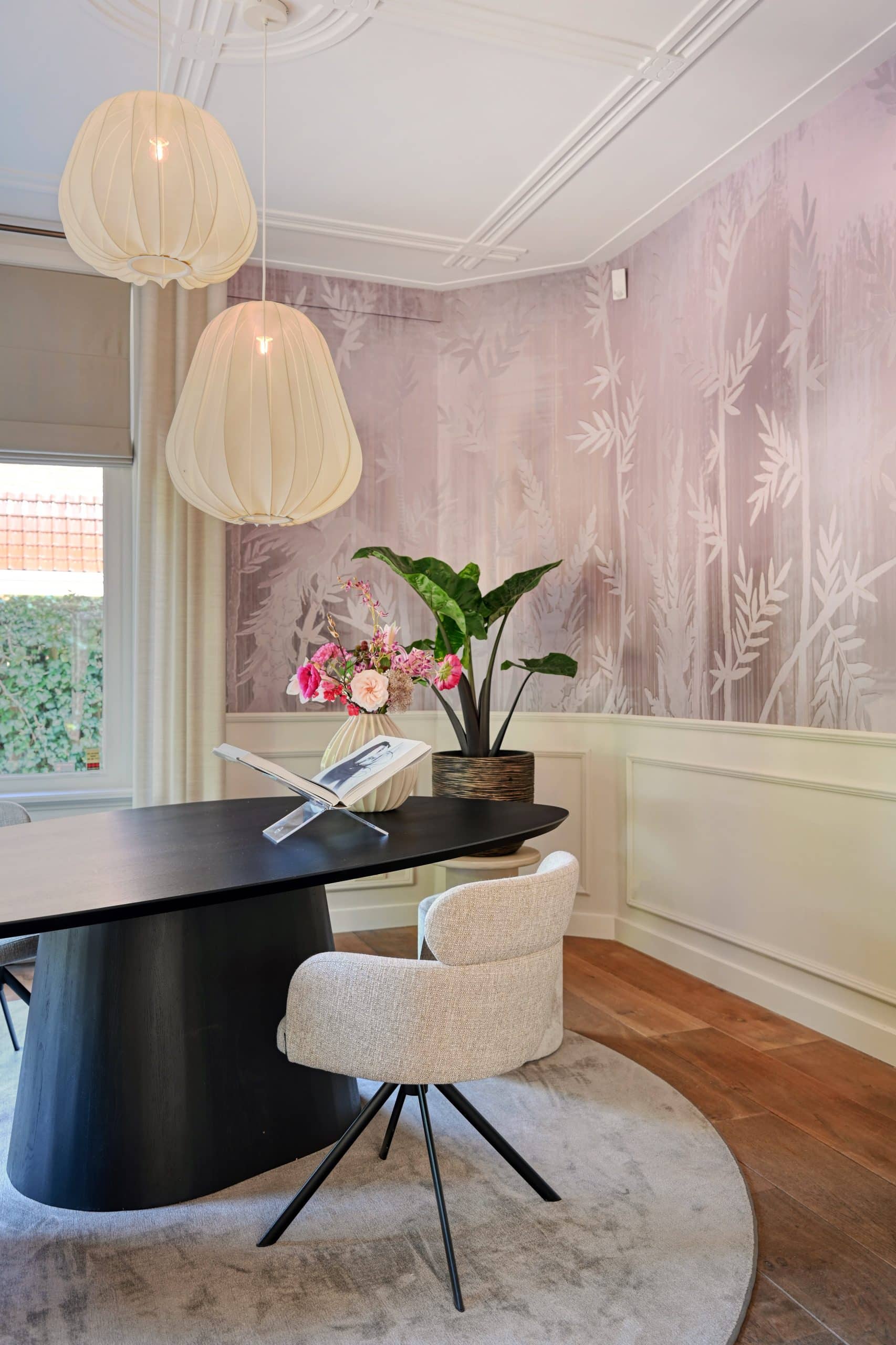 luxe tafel met stoel