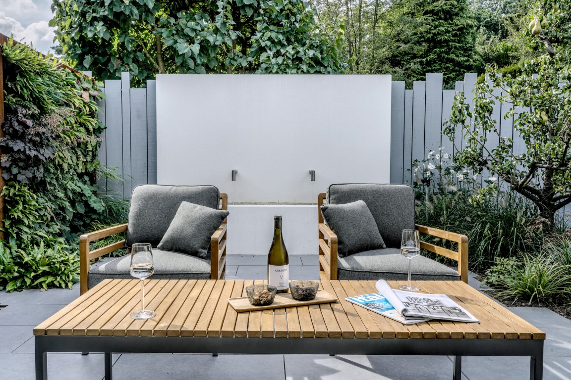 luxe tuin met terras
