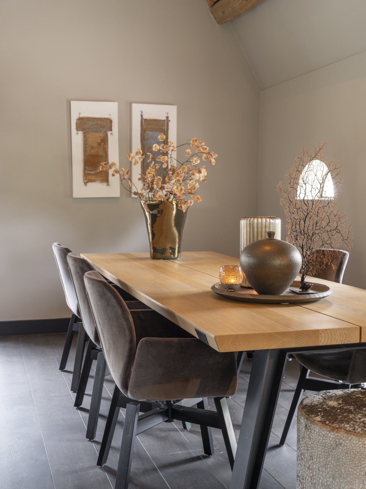 design eettafel met stoelen